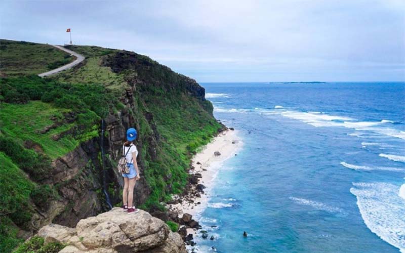 Núi Thới Lới Lý Sơn